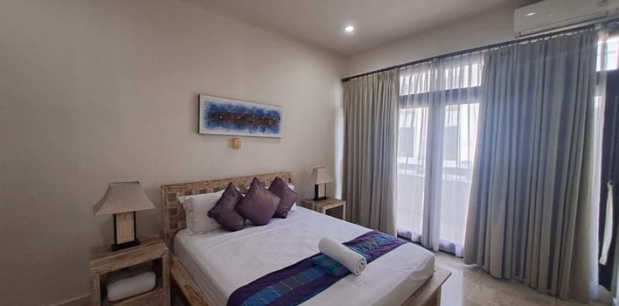 Вилла с 4 спальнями в Кута, Бадунг, Бали (10609)