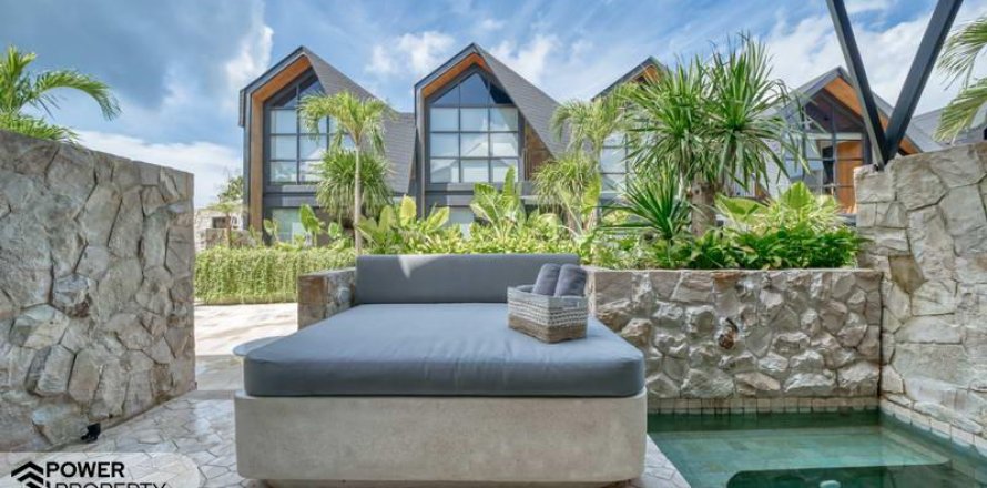 Вилла с 11 спальнями в Южная Кута, Бадунг, Бали (10610)