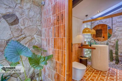 Вилла с 11 спальнями в Южная Кута, Бадунг, Бали (10610) 12