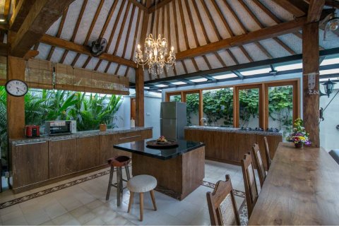 4 bedrooms Villa in Seminyak, Badung, Bali (15155) 4