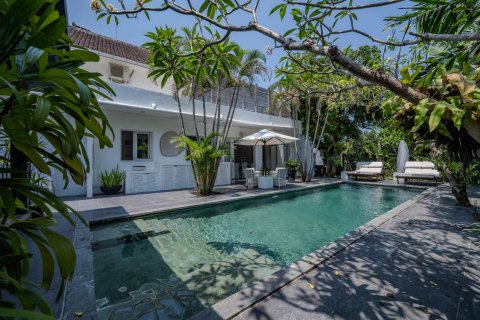4 bedrooms Villa in Seminyak, Badung, Bali (15157)
