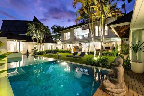 5 bedrooms Villa in Seminyak, Badung, Bali (15153)