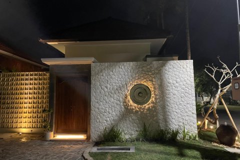 Вилла с 3 спальнями в Унгасан, Бадунг,  (9432) 4