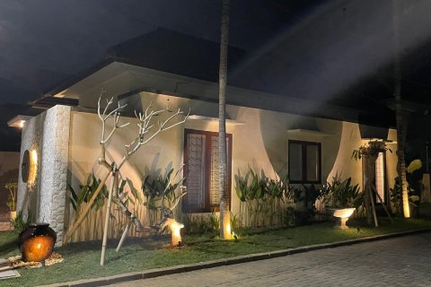 Вилла с 3 спальнями в Унгасан, Бадунг,  (9432) 3