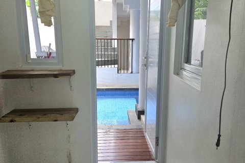 Вилла с 5 спальнями в Керобокан, Бадунг,  (9430) 15