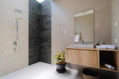 Вилла с 7 спальнями в Унгасан, Бадунг,  (9431) 9