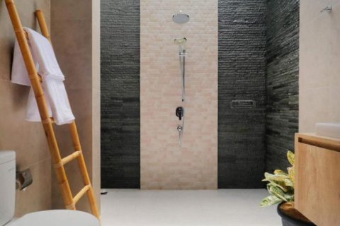 Вилла с 7 спальнями в Унгасан, Бадунг,  (9431) 8