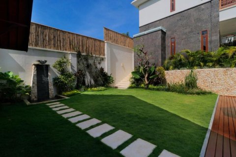 Вилла с 7 спальнями в Унгасан, Бадунг,  (9431) 23