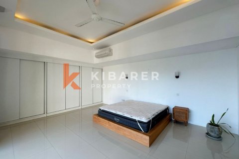 4 bedrooms Villa in Tibubeneng, Badung, Bali (13833) 13