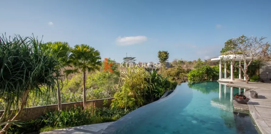 3 bedrooms Villa in Ungasan, Badung, Bali (13431)