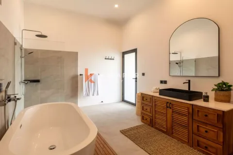 3 bedrooms Villa in Tumbak Bayuh, Mengwi, Badung, Bali (12361) 22