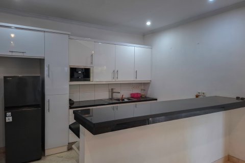 Вилла с 6 спальнями в Джимбаран, Бадунг,  (9817) 3