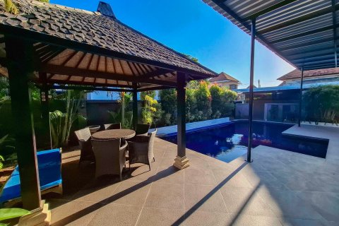 Вилла с 6 спальнями в Джимбаран, Бадунг,  (9817) 16