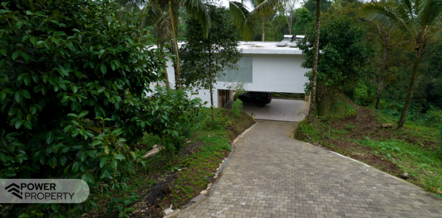 9 bedrooms Villa in Tabanan,  (9814)