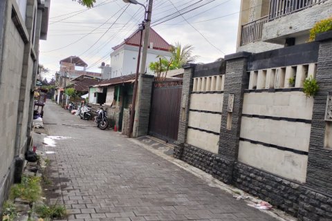 Дом с 7 спальнями в Денпасар,  (9820) 4
