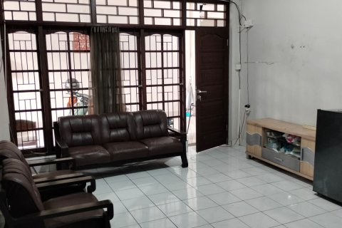 Дом с 7 спальнями в Денпасар,  (9820) 8