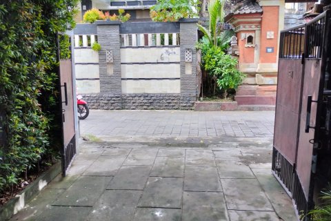 Дом с 7 спальнями в Денпасар,  (9820) 5