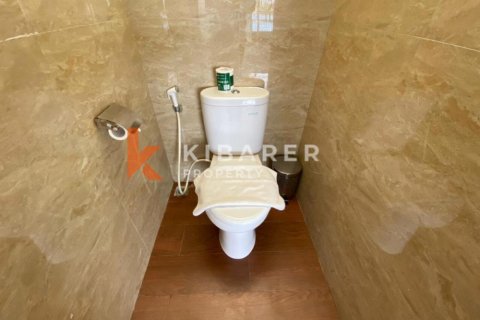 Вилла с 3 спальнями в Кута, Бадунг, Бали (13209) 13