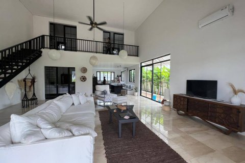 3 bedrooms Villa in Canggu, Badung, Bali (15431)