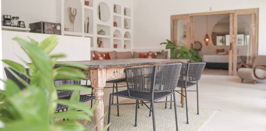 3 bedrooms Villa in Canggu, Badung, Bali (15429)