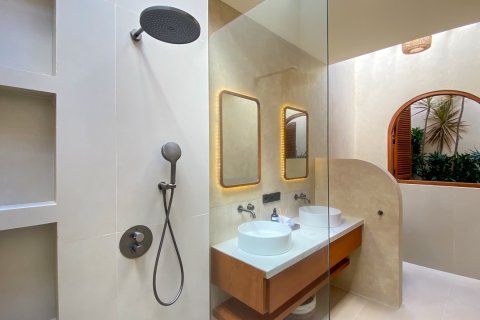 350m2 Villa in Kerobokan, Badung, Bali (10504) 19