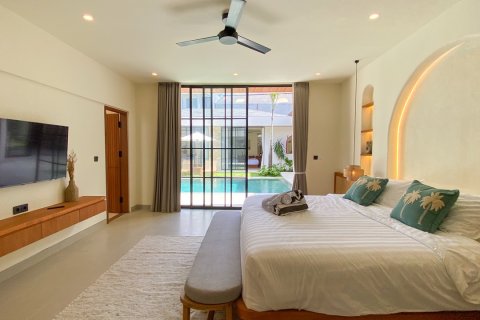 350m2 Villa in Kerobokan, Badung, Bali (10504) 15