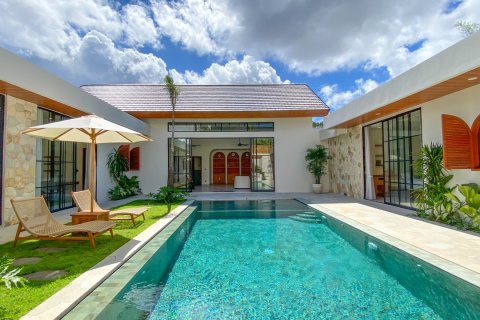 350m2 Villa in Kerobokan, Badung, Bali (10504) 3