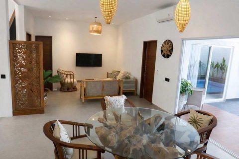3 bedrooms Villa in Seminyak, Badung, Bali (10505) 2