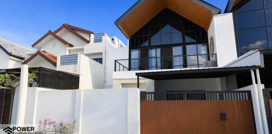 3 bedrooms Villa in Seminyak, Badung, Bali (10505)