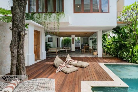 Вилла с 3 спальнями в Южная Кута, Бадунг,  (9259) 5