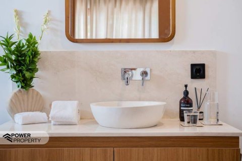 Вилла с 3 спальнями в Южная Кута, Бадунг,  (9259) 6