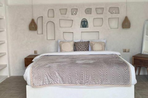 Вилла с 1 спальней в Тампаксиринг, Гианьяр,  (9254) 12