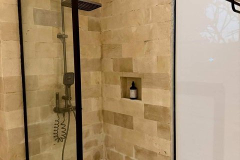 Вилла с 2 спальнями в Переренан, Менгви, Бадунг,  (9255) 22