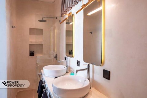 Вилла с 3 спальнями в Чангу, Бадунг,  (9256) 2