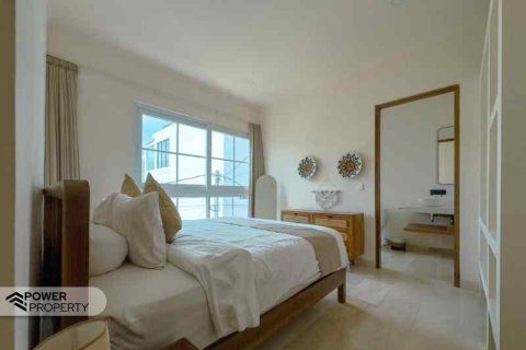 Вилла с 2 спальнями в Переренан, Менгви, Бадунг,  (9253) 17