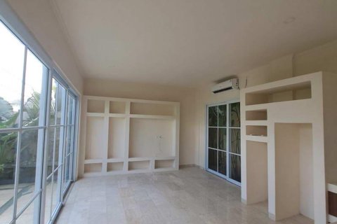 Вилла с 2 спальнями в Переренан, Менгви, Бадунг,  (9253) 4