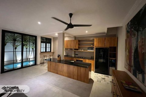 Вилла с 3 спальнями в Семиньяк, Бадунг, Бали (10138) 4