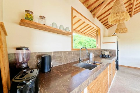 Вилла с 3 спальнями в Южная Кута, Бадунг,  (9359) 3