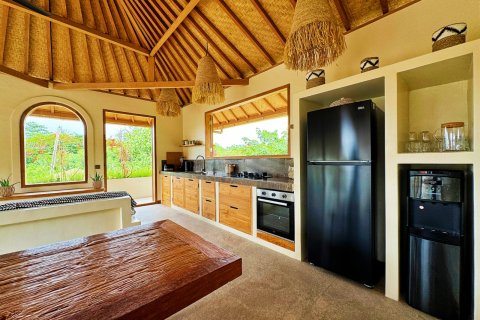 Вилла с 3 спальнями в Южная Кута, Бадунг,  (9359) 19