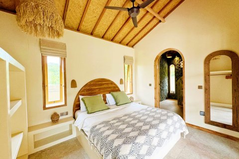 Вилла с 3 спальнями в Южная Кута, Бадунг,  (9359) 11