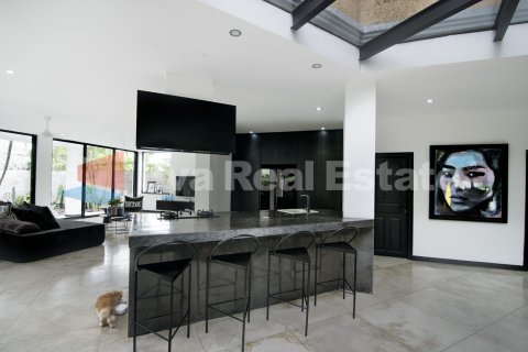 3 bedrooms House in Kerobokan, Badung, Bali (14813) 5