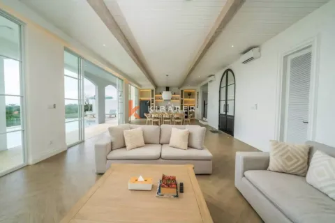 4 bedrooms Villa in Ungasan, Badung, Bali (13843) 2