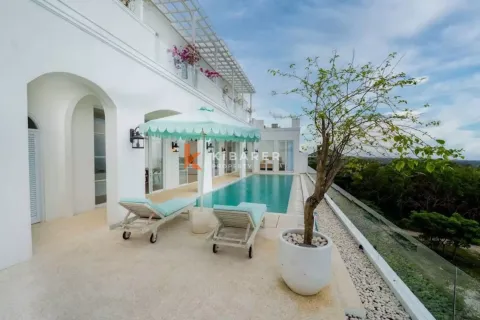 4 bedrooms Villa in Ungasan, Badung, Bali (13843)