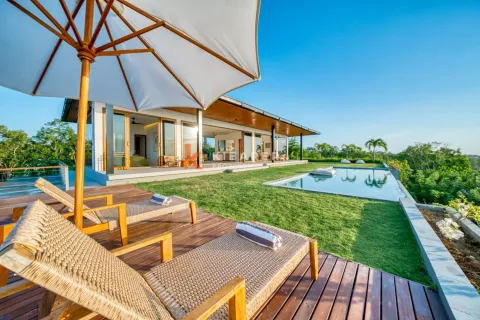 3 bedrooms Villa in South Kuta, Badung, Bali (13838)