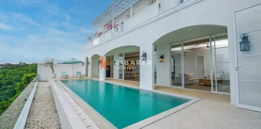 4 bedrooms Villa in Ungasan, Badung, Bali (13842)
