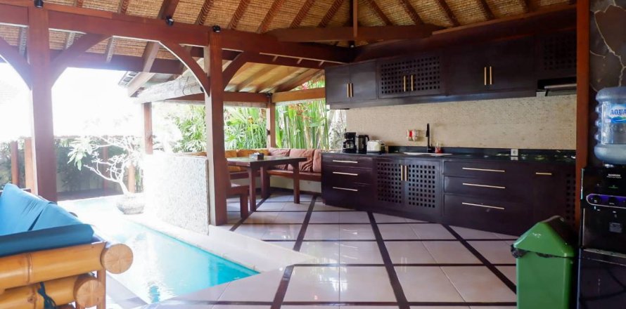 3 bedrooms Villa in Ungasan, Badung, Bali (15039)
