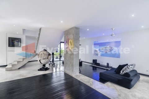 3 bedrooms Villa in Kerobokan, Badung, Bali (2520) 10