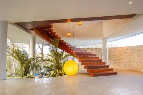 4 bedrooms Villa in South Kuta, Badung, Bali (15054) 5
