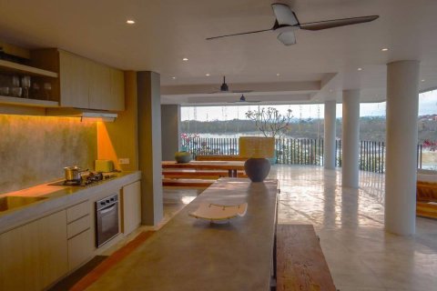 4 bedrooms Villa in South Kuta, Badung, Bali (15054) 10