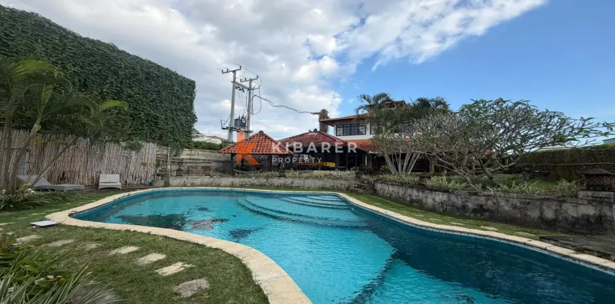 3 bedrooms Villa in Badung, Bali (12480)
